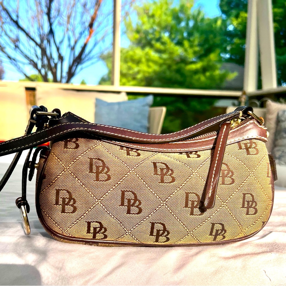 Dooney & Bourke ~ Mini Shoulder Bag